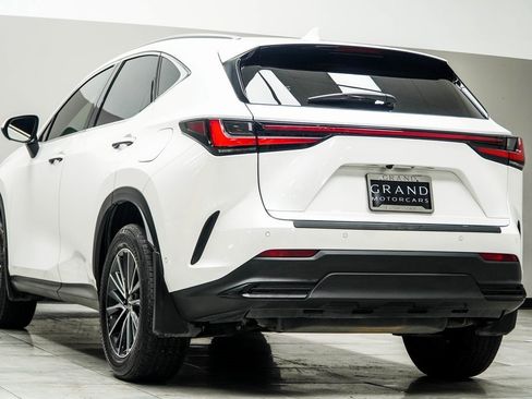Used 2024 Lexus NX 300h AWD w/ Vision Package image 10