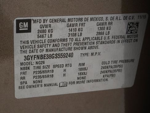 Used 2016 Cadillac SRX Luxury w/ Driver Awareness Package image 28