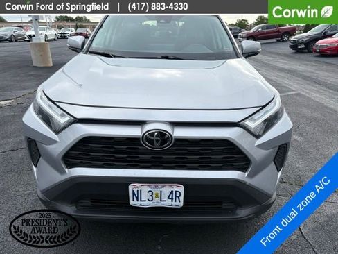 Used 2022 Toyota RAV4 XLE FWD image 2