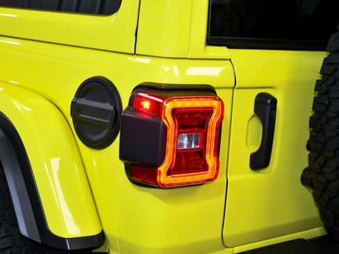 Used 2024 Jeep Wrangler Unlimited Rubicon 392 image 84