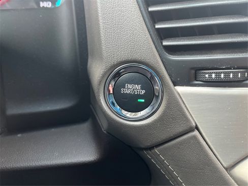 Used 2018 GMC Yukon Denali image 50