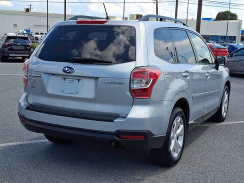 Used 2014 Subaru Forester 2.5i Premium w/ Popular Package #2 AWD/4WD image 6