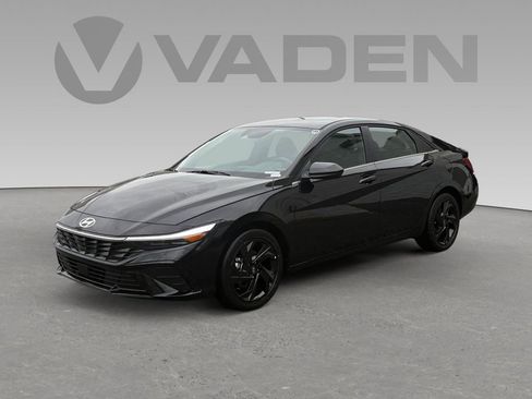 New 2026 Hyundai Elantra SEL Sport Premium image 24