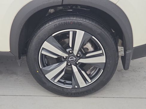 Certified 2023 Nissan Rogue SL AWD/4WD image 34