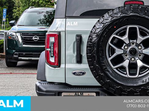 Used 2024 Ford Bronco Badlands AWD/4WD image 13