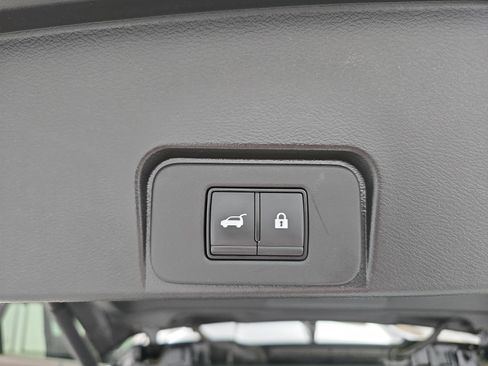 Certified 2023 Nissan Rogue SV w/ SV Premium B Package FWD image 13