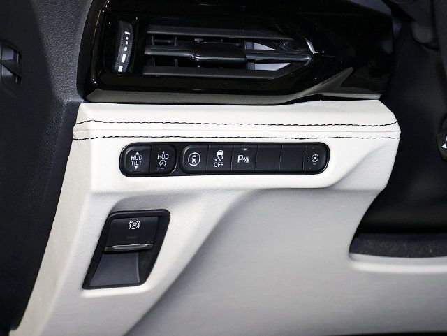 Used 2026 Acura MDX A-Spec w/ Advance Package AWD/4WD image 29