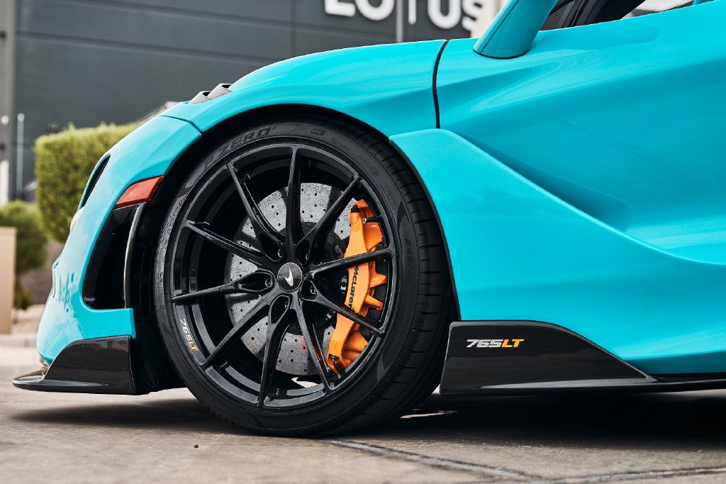 Used 2022 McLaren 765LT RWD image 17