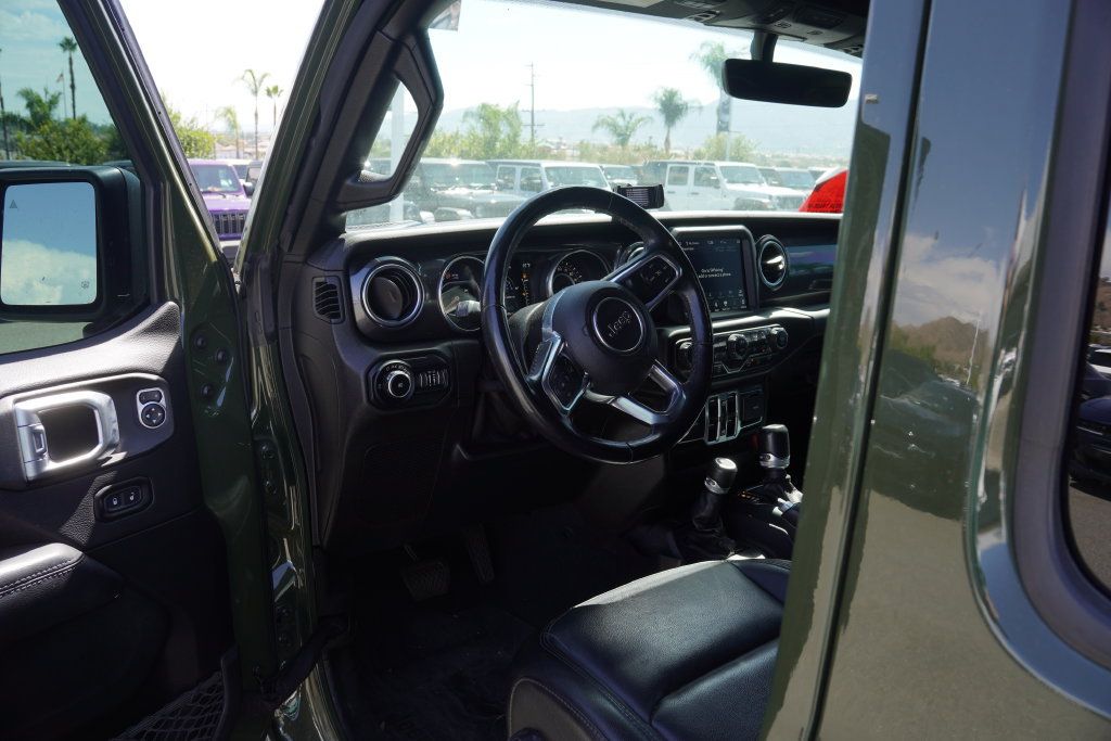 Used 2020 Jeep Wrangler Unlimited Sahara AWD/4WD image 6