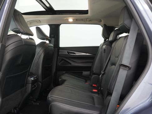 Used 2023 INFINITI QX60 Luxe AWD/4WD image 16