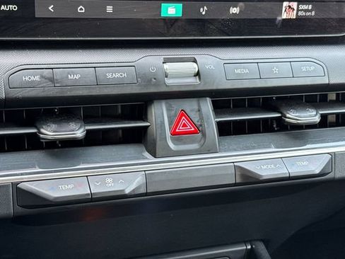 Certified 2025 Kia K4 EX image 25