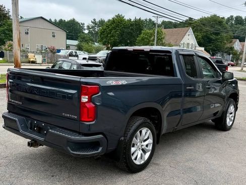 Used 2020 Chevrolet Silverado 1500 Custom w/ Custom Value Package AWD/4WD image 4