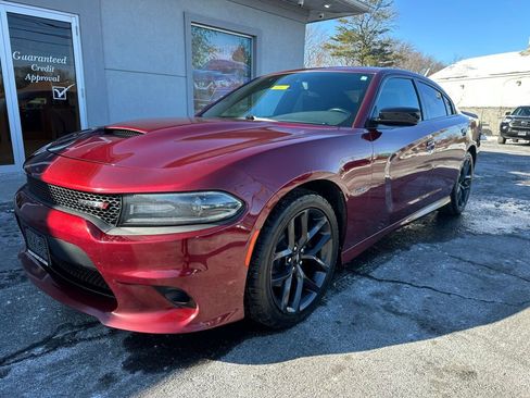 Used 2019 Dodge Charger R/T w/ Blacktop Package image 3