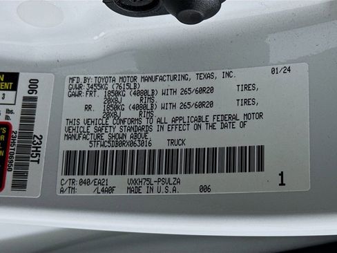 Used 2024 Toyota Tundra Limited image 34