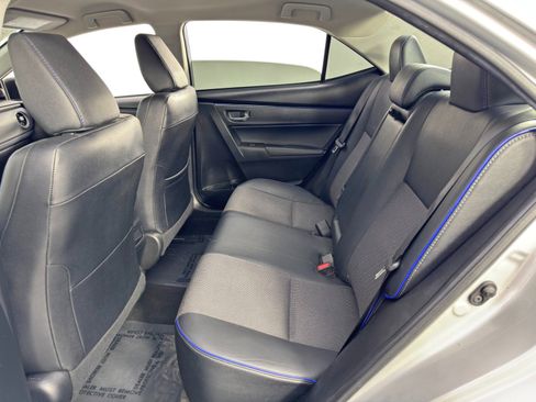 Used 2018 Toyota Corolla SE image 33