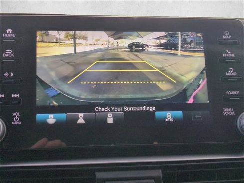 Used 2021 Honda Accord Touring image 14