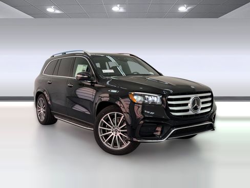 New 2026 Mercedes-Benz GLS 580 4MATIC image 6