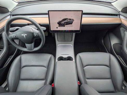 Used 2023 Tesla Model 3 Standard Range RWD image 22