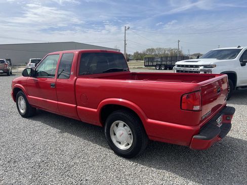 Used 2002 GMC Sonoma SLS w/ Marketing Option Pkg image 4