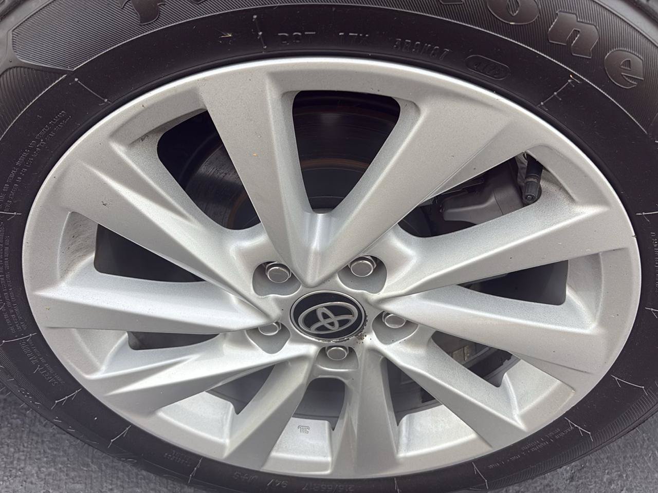 Used 2024 Toyota Camry LE FWD image 6