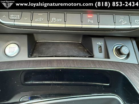 Used 2021 Audi Q5 e Premium w/ Convenience Package image 33