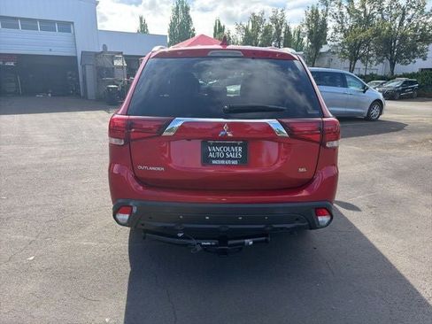 Used 2020 Mitsubishi Outlander ES AWD/4WD image 5