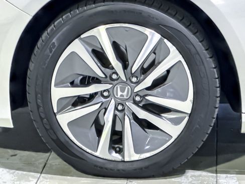 Used 2021 Honda Accord EX-L image 11