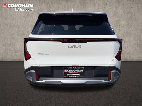 New 2027 Kia Seltos S FWD image 6