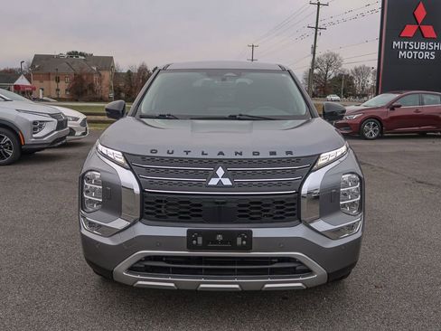 Used 2022 Mitsubishi Outlander SE image 6