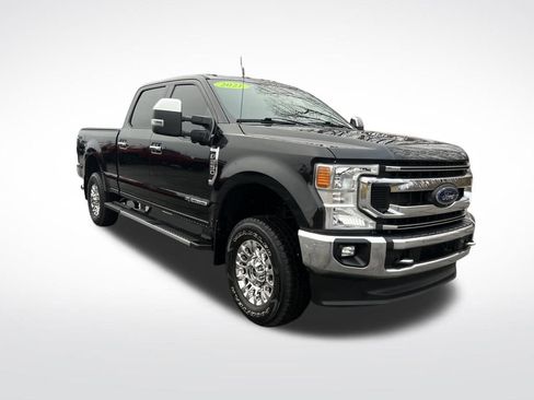 Used 2021 Ford F250 XLT w/ XLT Premium Package image 6