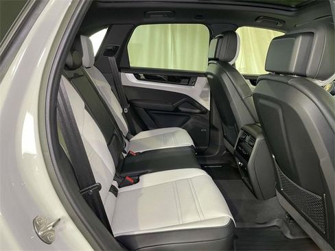 New 2026 Porsche Cayenne S image 23