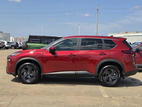 Used 2026 Nissan Rogue SV w/ Cold Weather Package FWD image 6