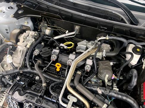 Used 2024 Nissan Altima 2.5 SR FWD image 33