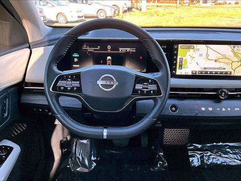 Used 2023 Nissan Ariya FWD image 7
