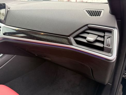 Used 2022 BMW 330i xDrive Sedan w/ Convenience Package image 19