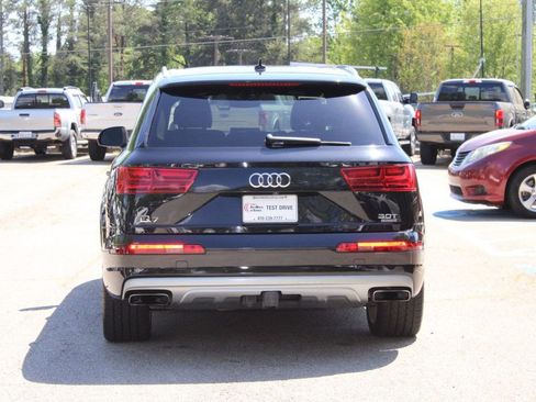 Used 2017 Audi Q7 3.0T Prestige AWD/4WD image 7