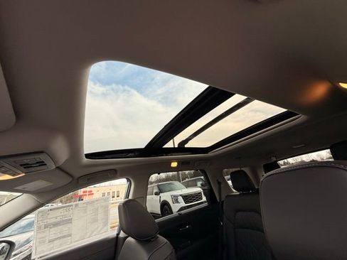 New 2026 Nissan Pathfinder Platinum w/ Cargo Package image 14