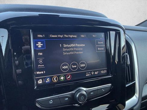 Used 2023 Chevrolet Traverse LT image 20