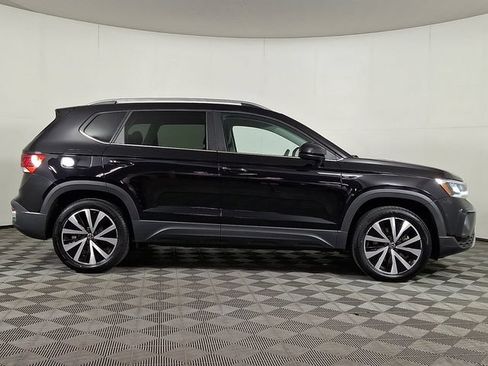 Used 2022 Volkswagen Taos SE AWD/4WD image 10