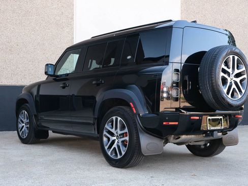 Used 2023 Land Rover Defender 110 X AWD/4WD image 14
