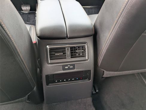 Used 2024 MAZDA CX-90 Plug-In Hybrid w/ Preferred AWD/4WD image 20