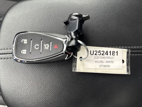 Used 2020 Chevrolet Malibu LT image 15