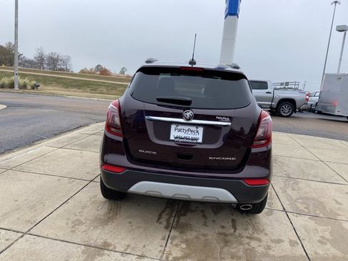 Used 2018 Buick Encore Preferred image 9