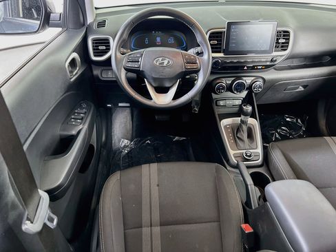 Used 2023 Hyundai Venue SEL w/ Cargo Package image 21