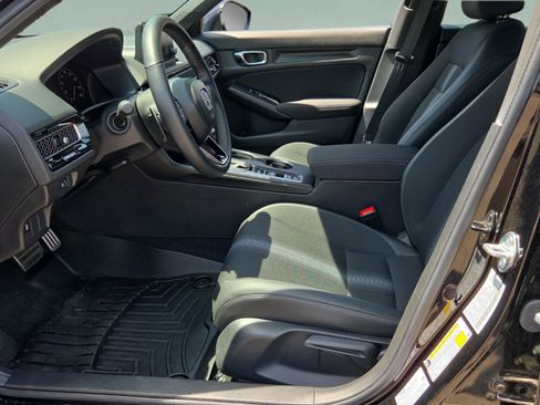 Certified 2025 Honda Civic Sport image 9