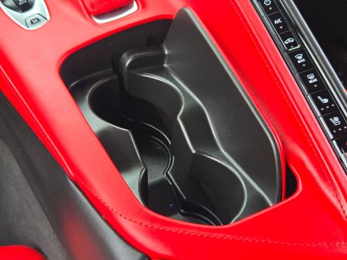 Used 2022 Chevrolet Corvette Stingray Premium Cpe w/ 3LT RWD image 18