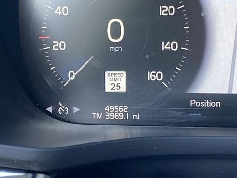 Used 2021 Volvo XC60 T5 Inscription w/ Protection Package Premier image 8