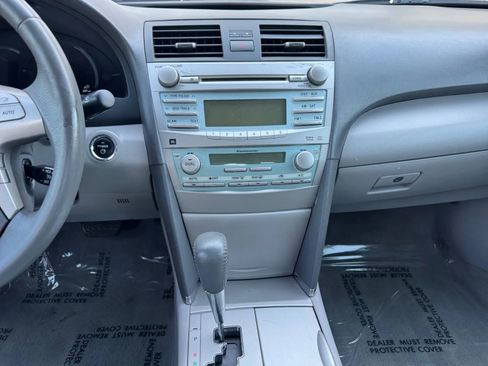 Used 2009 Toyota Camry Hybrid image 12