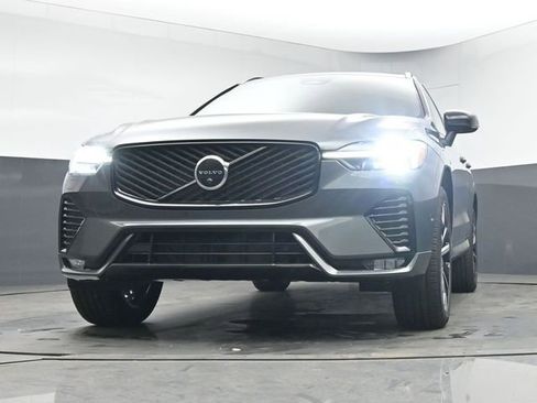 New 2026 Volvo XC60 B5 Plus w/ Protection Package Premier image 40