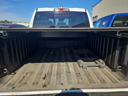 Used 2022 RAM 1500 Laramie AWD/4WD image 10